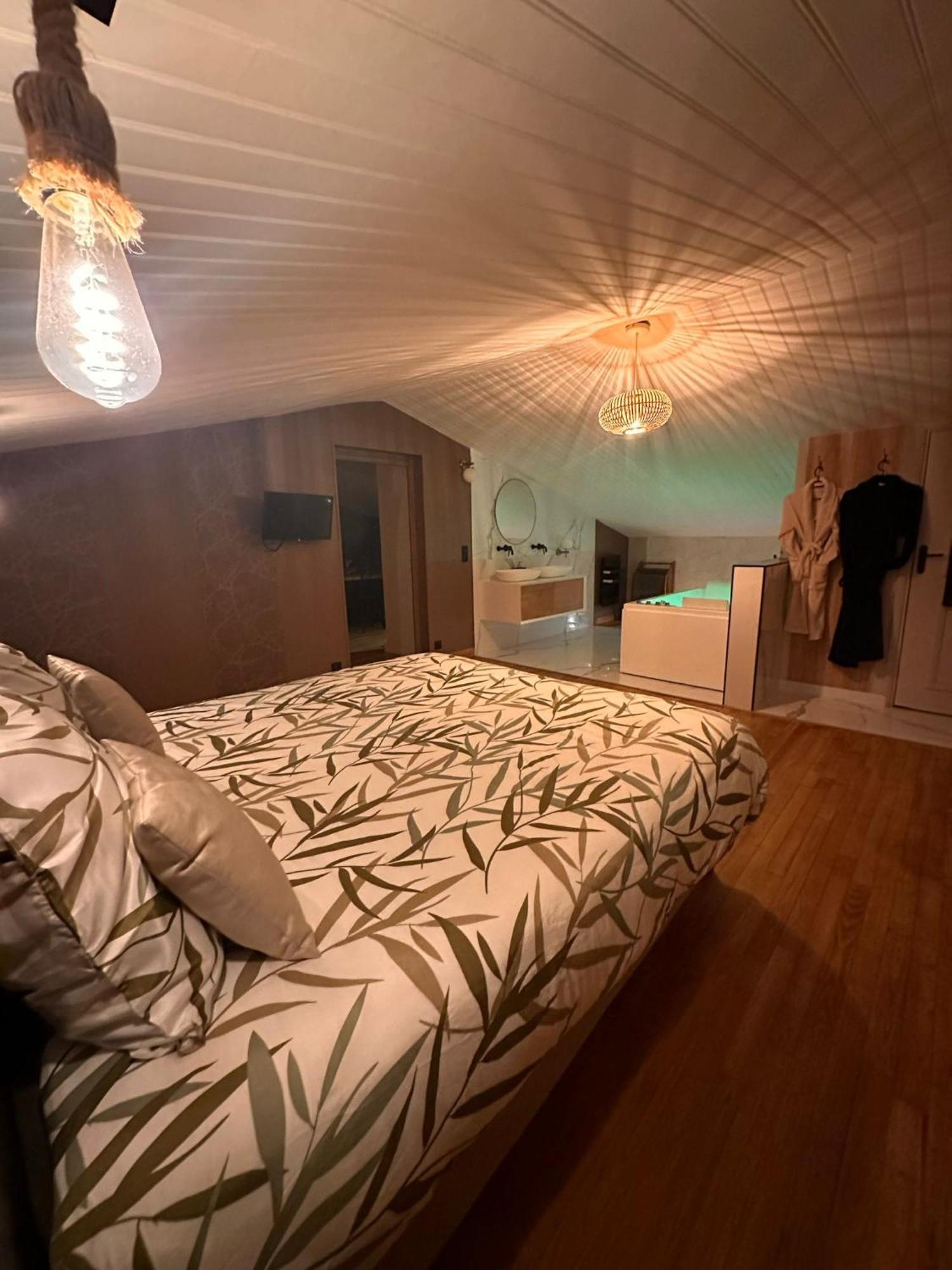 "Les Hauts Du Marquet" - Meuble De Tourisme 5 Etoiles - Gite De Groupe 15 Personnes En Cevennes - Piscine A Debordement - Balneo - Sauna - Nature Saint Jean du Pin Kültér fotó